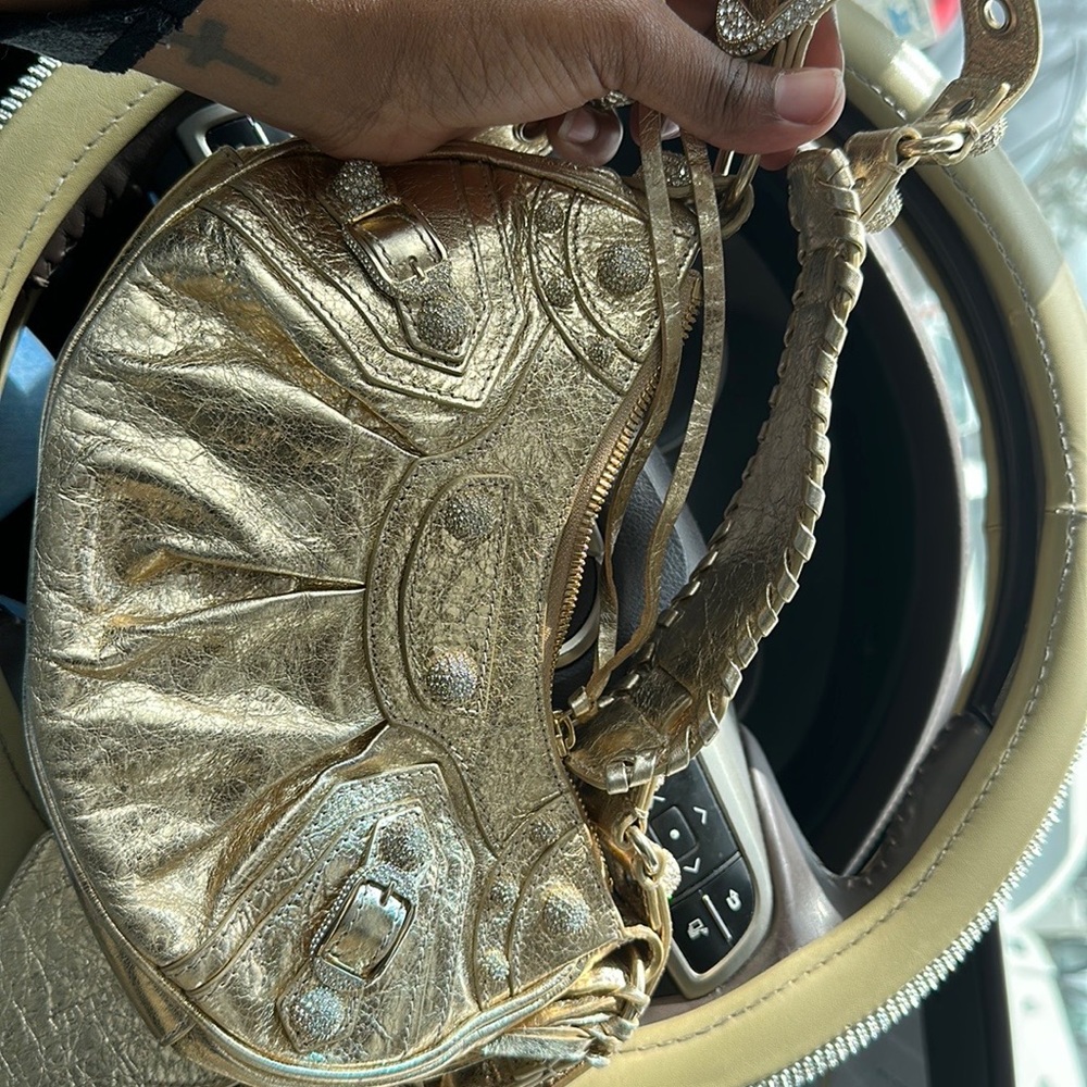 Gold bag -bag style of the year !!!!